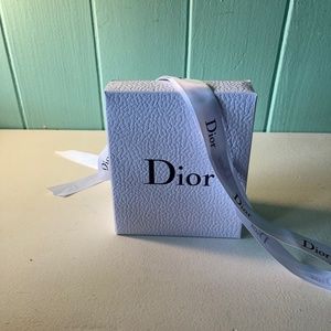 Dior small gift box